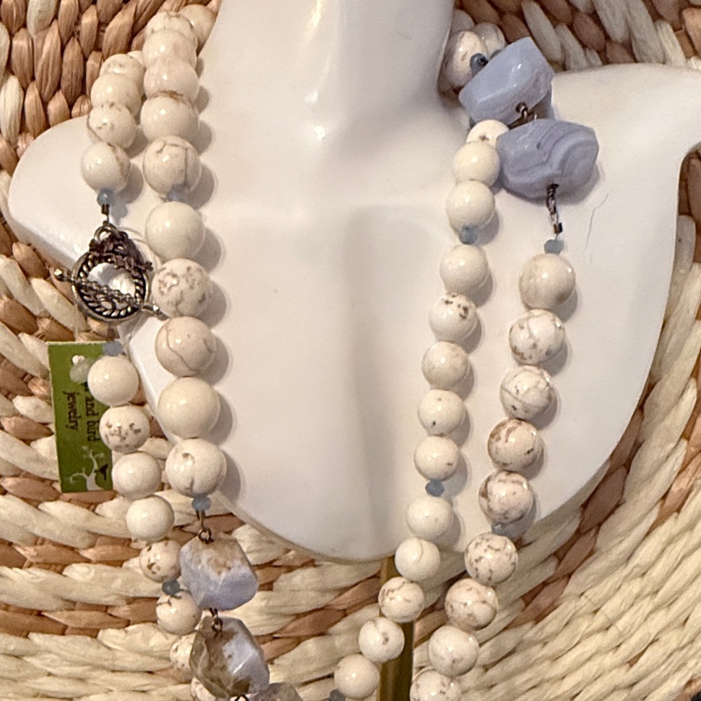 Ali & Bird 🦅 Elegant White Howlite and Blue Lace Agate Beaded Necklace